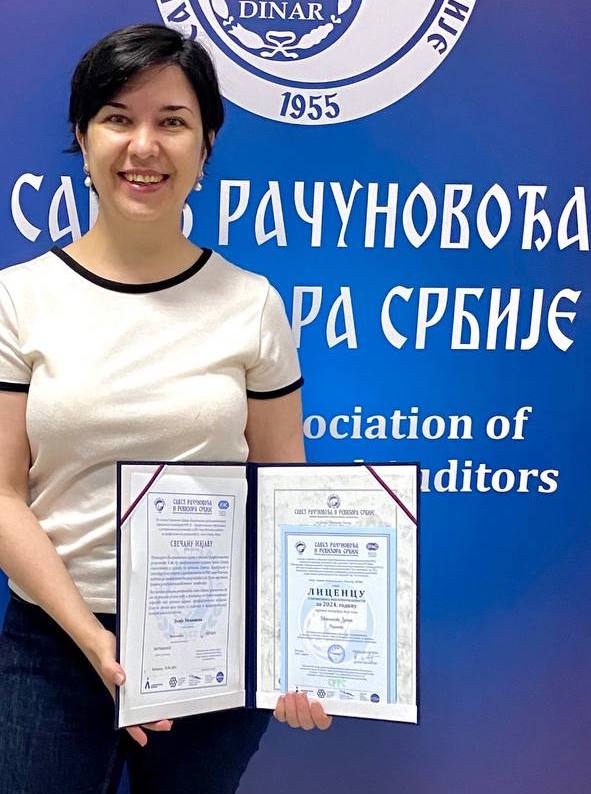 Руководитель агентства - Юлия Мельникова